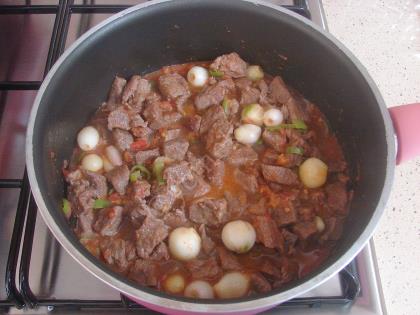 Fırında Kaşarlı Et Sote