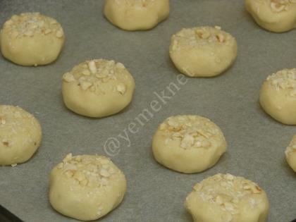 Hindistan Cevizli Fındıklı Kurabiye