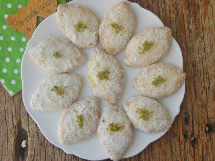 Hindistan Cevizli Un Kurabiyesi