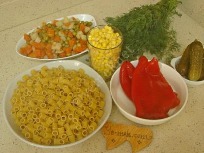 Makarna Salatası