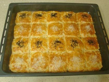 Mayasız Tepsi Poğaçası