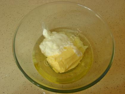 Mayasız Tepsi Poğaçası