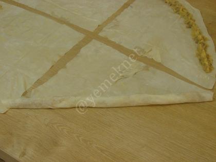 Patatesli Kıymalı Börek