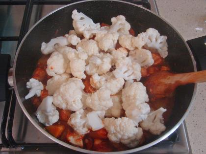 Tavuklu Karnabahar Yemeği