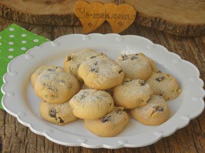 Üzümlü Un Kurabiyesi