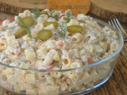 Yoğurtlu Makarna Salatası