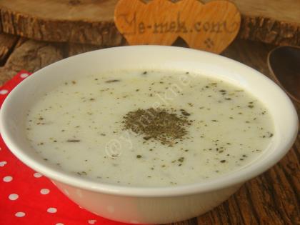 Yumurtasız Yayla Çorbası