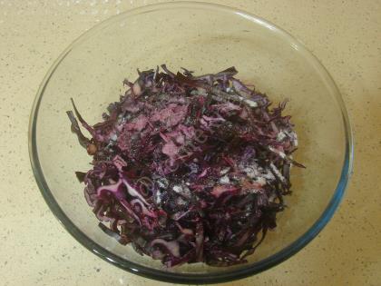 Lokanta Usulü Mor Lahana Salatası