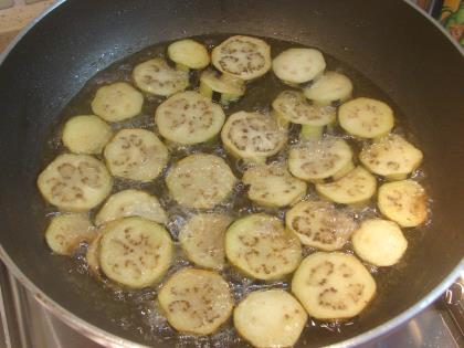 Patlıcanlı Patatesli Musakka