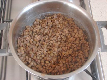 Arpa Şehriyeli Yeşil Mercimek Çorbası