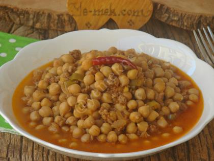 Kıymalı Nohut Yemeği