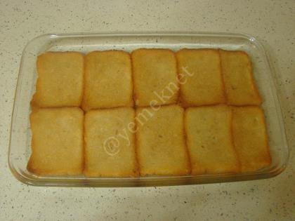 Muhallebili Etimek Tatlısı