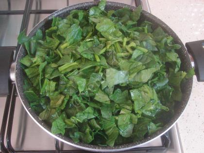 Ispanaklı Mantarlı Yumurta