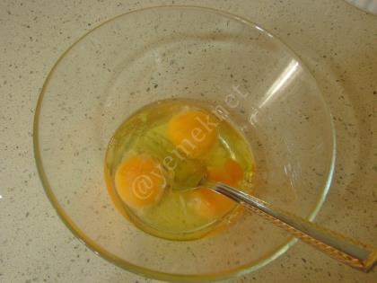 Ispanaklı Mantarlı Yumurta