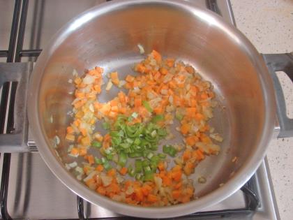 Sebzeli Arpa Şehriye Çorbası