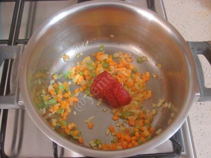 Sebzeli Arpa Şehriye Çorbası