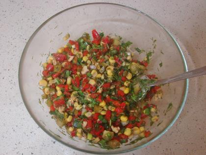 Közlenmiş Kırmızı Biber Salatası