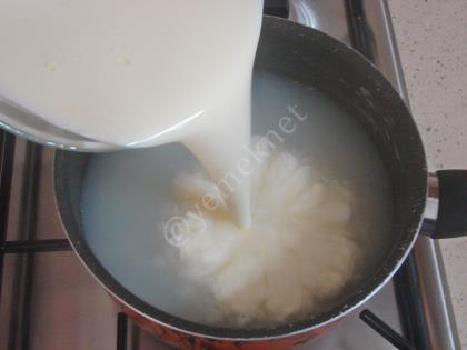 Kıymalı Yoğurt Çorbası