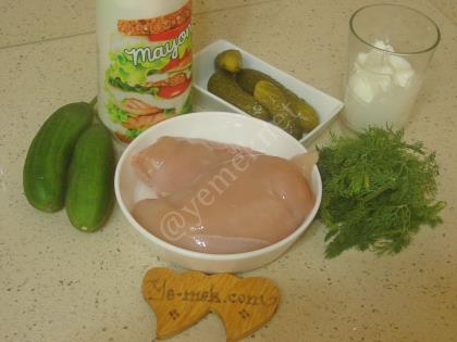 Mayonezli Tavuk Salatası