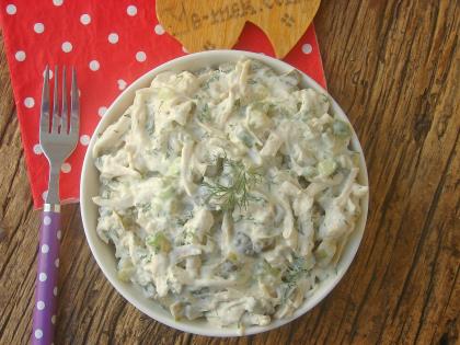 Mayonezli Tavuk Salatası