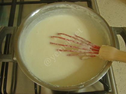 Mozaik Pastalı İrmik Tatlısı