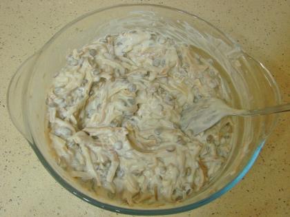 Yoğurtlu Mercimekli Erişte Salatası