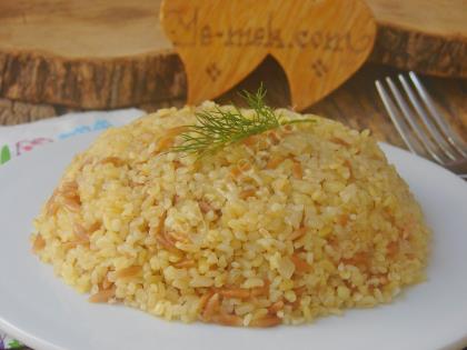 Arpa Şehriyeli Bulgur Pilavı