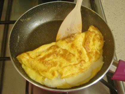 Kaşarlı Omlet