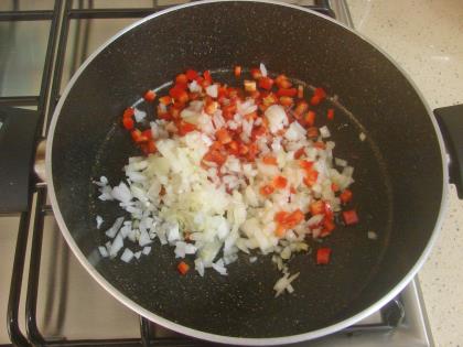 Köfteli Bezelye Yemeği