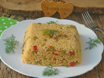 Taze Fasulyeli Bulgur Pilavı