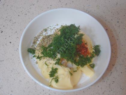 Çeşnili Tereyağı