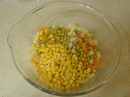 Garnitürlü Makarna Salatası