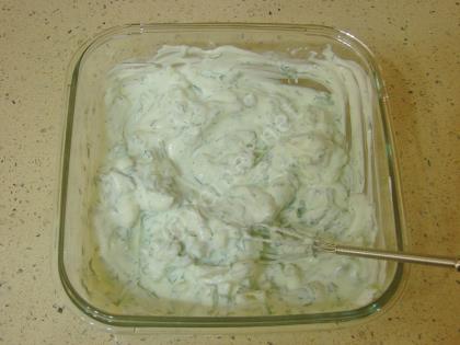 Süzme Yoğurtlu Salata