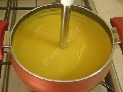 Zerdeçallı Mercimek Çorbası