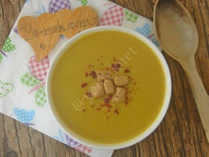 Zerdeçallı Mercimek Çorbası