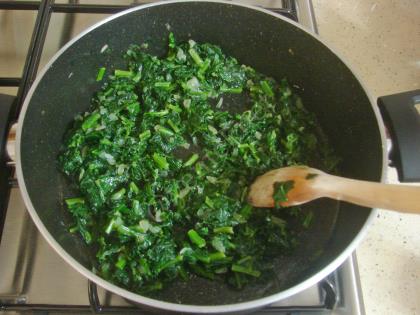 Fırında Beşamel Soslu Ispanaklı Makarna