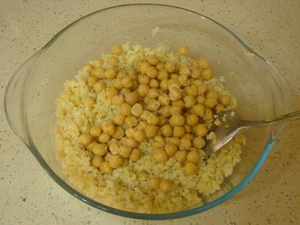 Nohutlu Bulgur Salatası