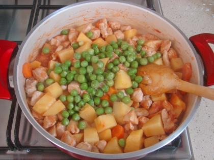 Tavuklu Patates Yemeği