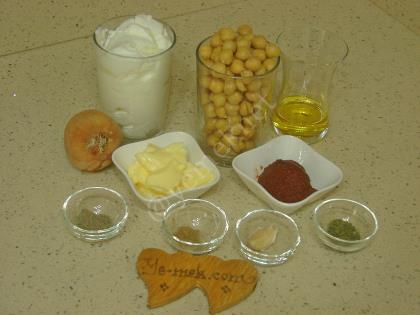 Yoğurtlu Nohut Salatası