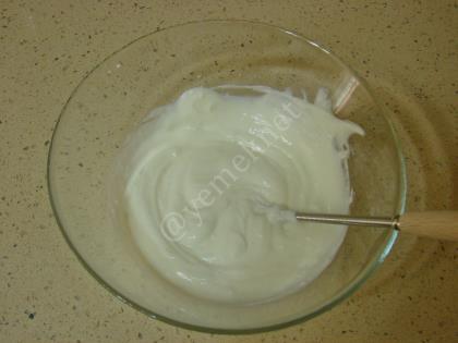 Yoğurtlu Nohut Salatası