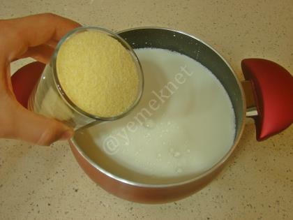 Çikolata Soslu İrmik Tatlısı