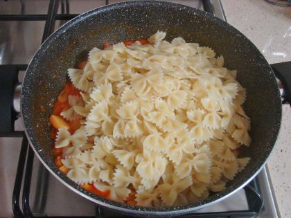 Domatesli Mantarlı Makarna