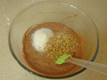 Hindistan Cevizli Islak Kek