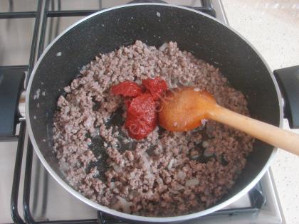 Kıymalı Patatesli Bezelye Yemeği