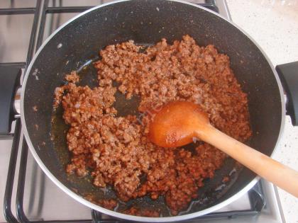 Kıymalı Patatesli Bezelye Yemeği