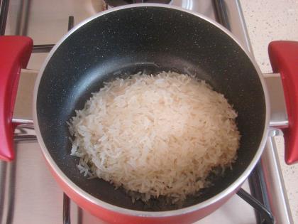 Yoğurtlu Pirinç Salatası