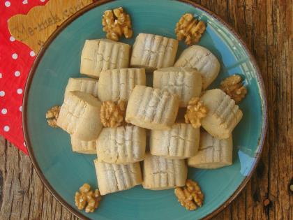 Tahinli Cevizli Un Kurabiyesi