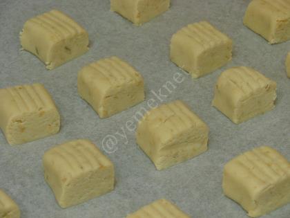 Tahinli Cevizli Un Kurabiyesi