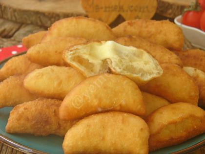 Üç Malzemeli Mayasız Pişi