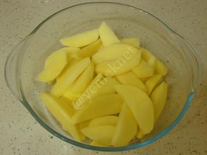 Fırında Mısır Unlu Patates Kızartması